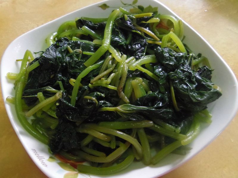 【黃金玄米油Home炸料理】玄米油拌地瓜葉