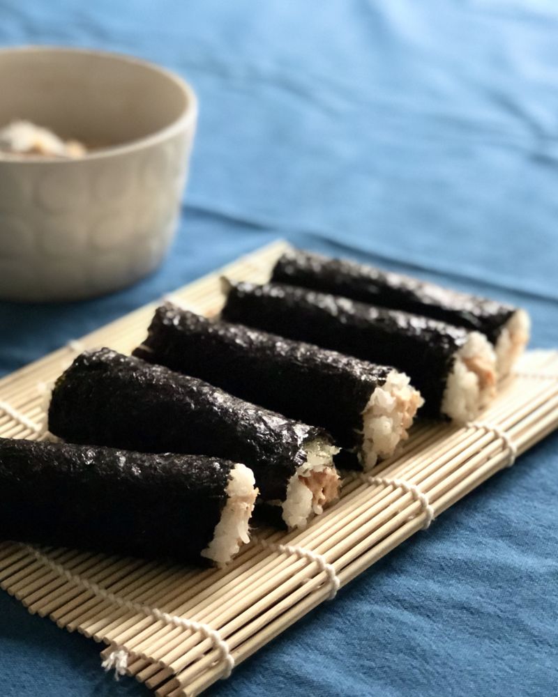 烤鮭魚壽司卷