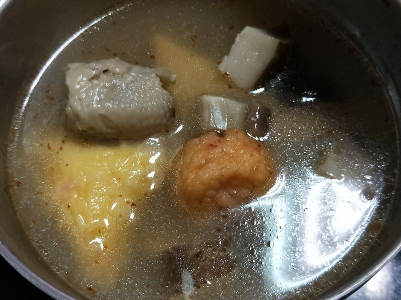 香菇雞湯-雞骨再利用
