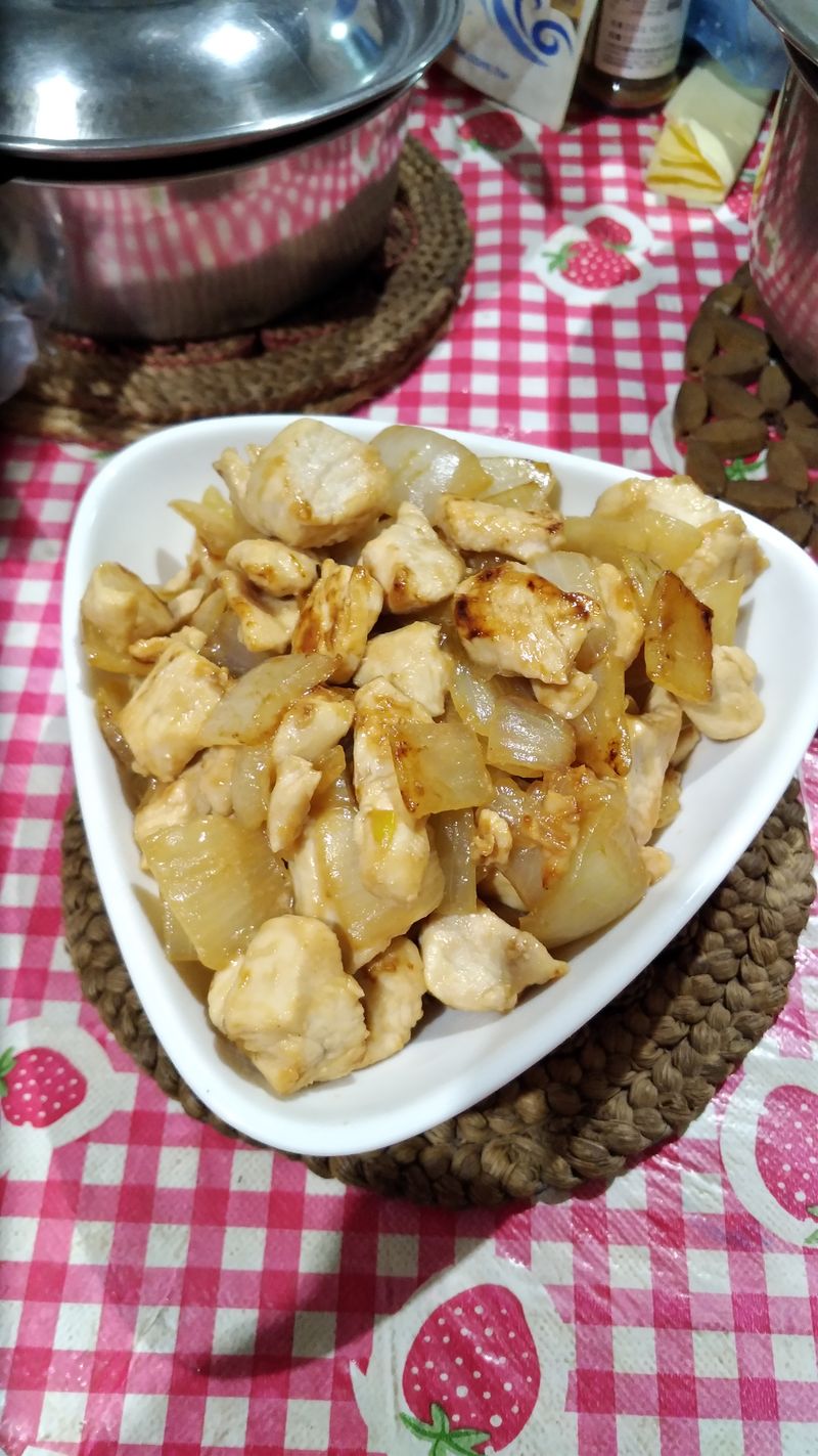 洋蔥醬燒雞