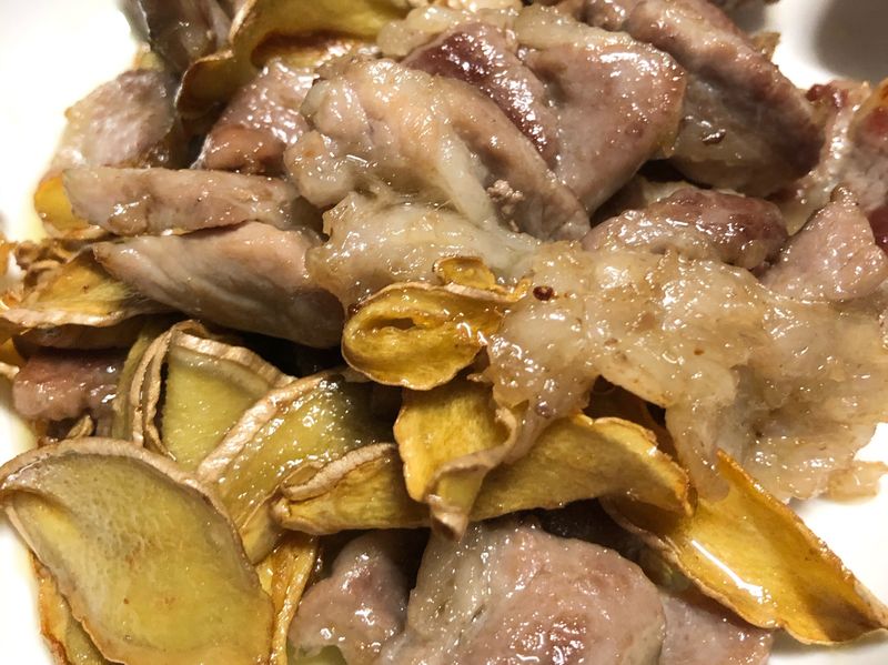 薑炒二層肉