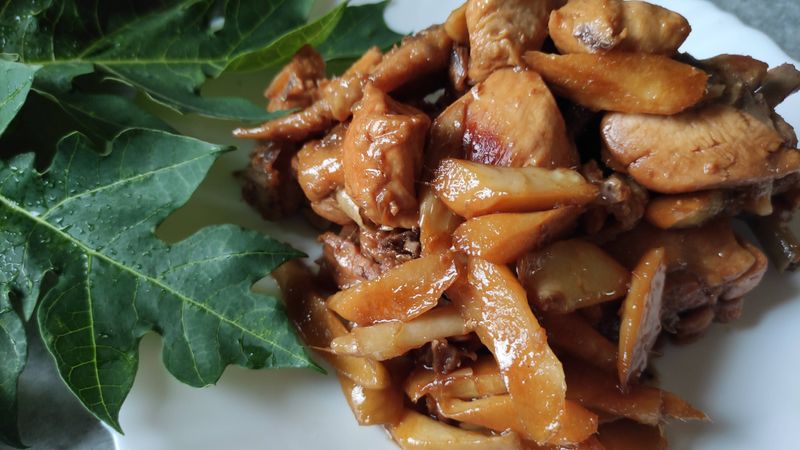 不油料理─麻油嫩薑燒雞