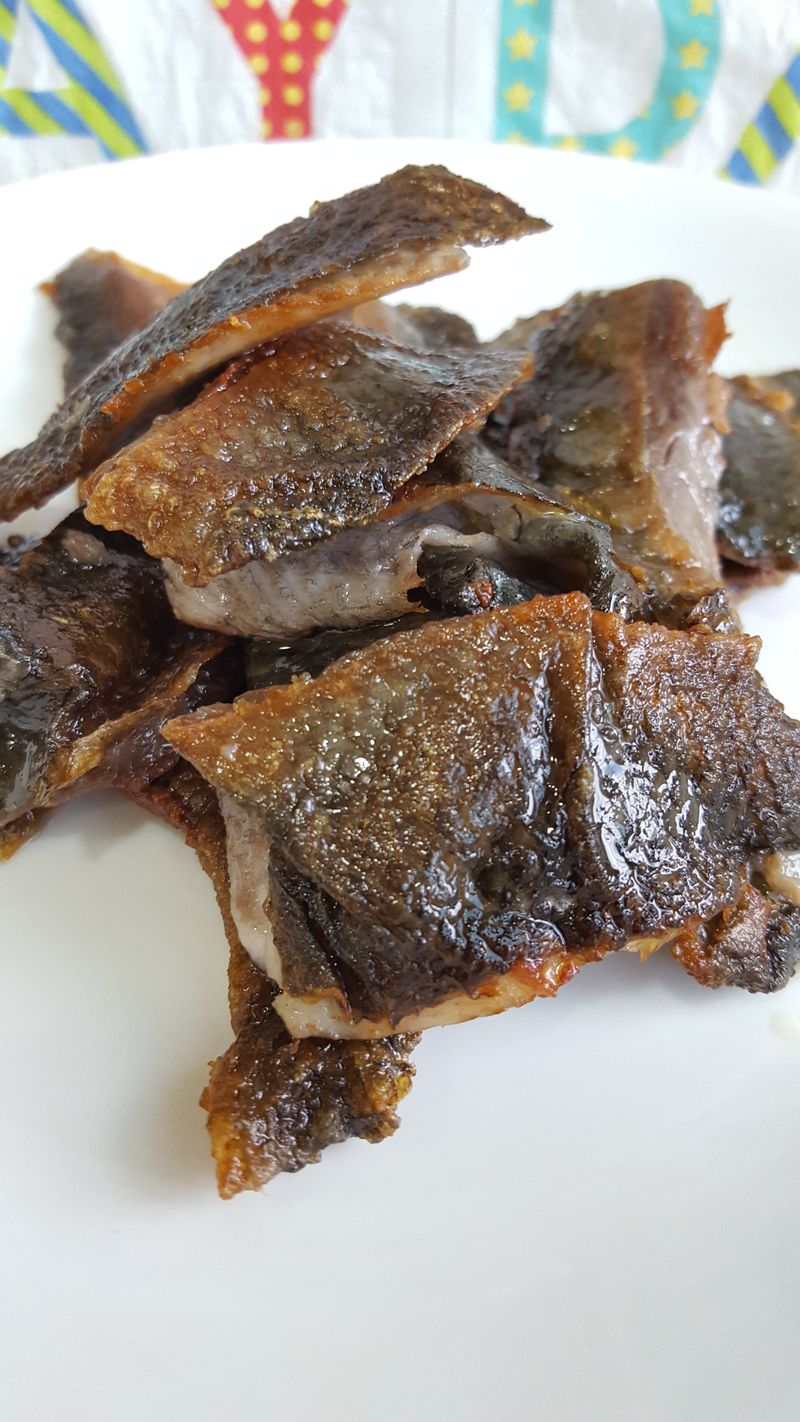 香酥虱目魚皮