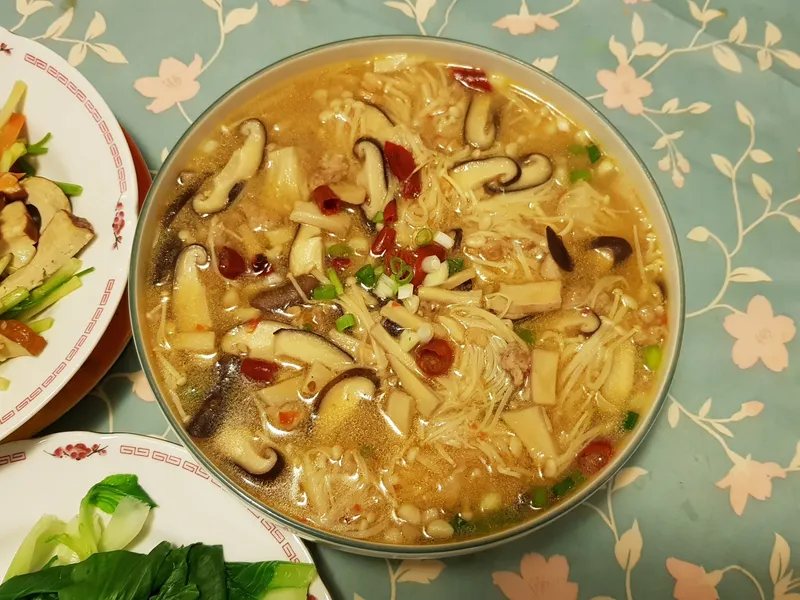 麻辣金針菇