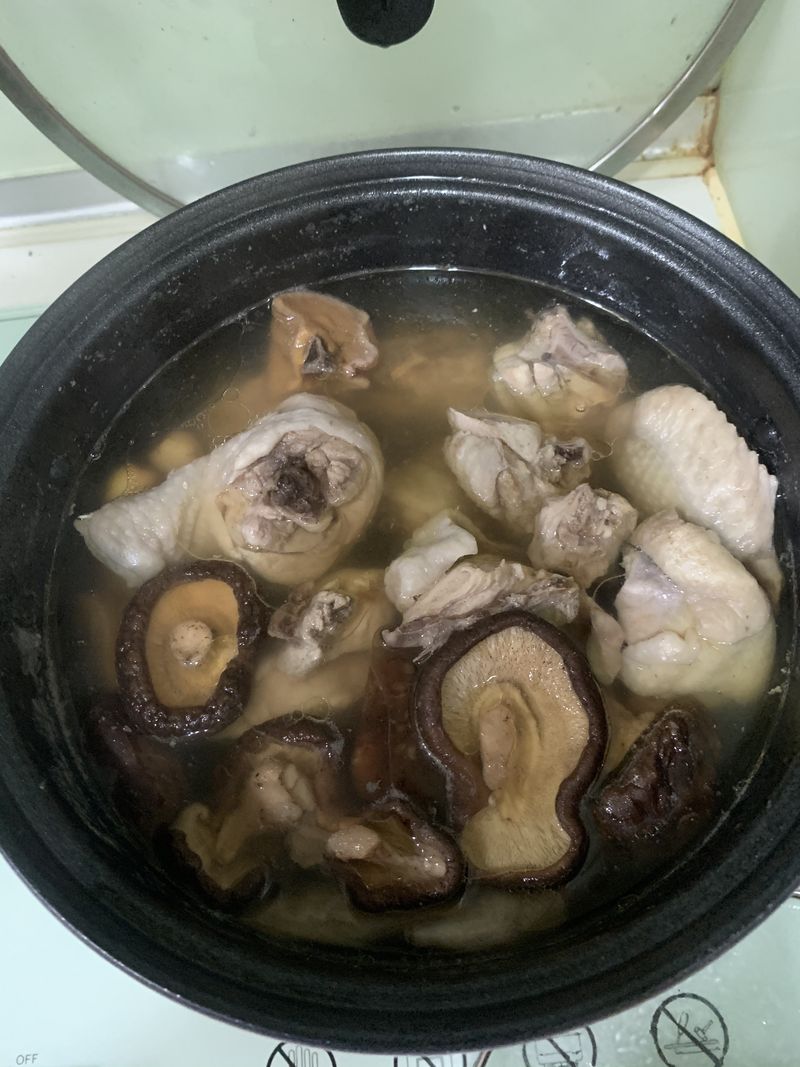 好柿香蓮雞湯
