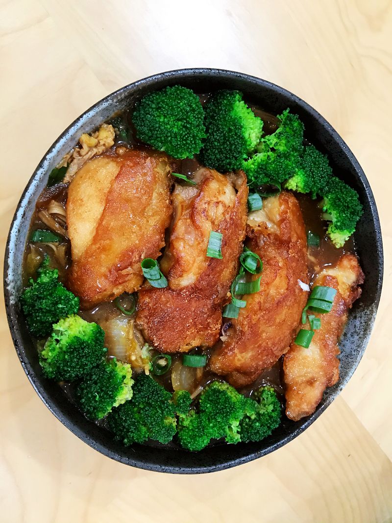 雞腿排親子丼