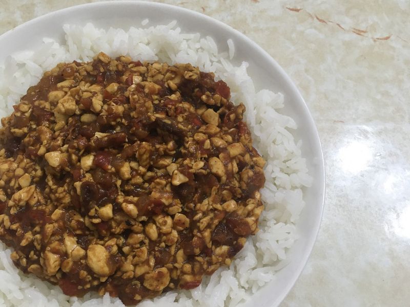 蕃茄豆腐乾咖喱飯