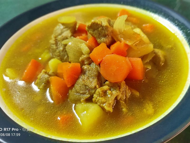 【咖哩豬肉】