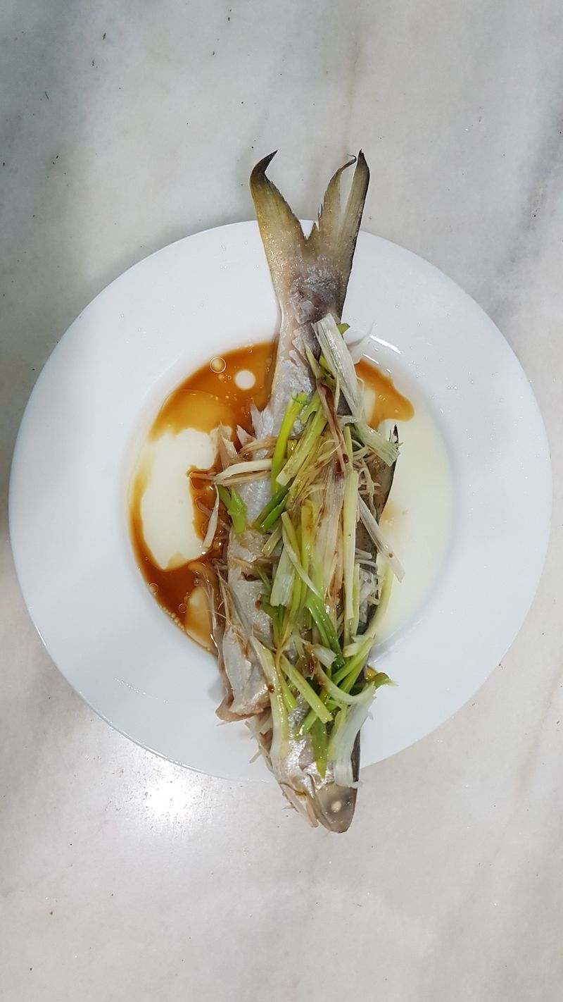 蔥爆午仔魚