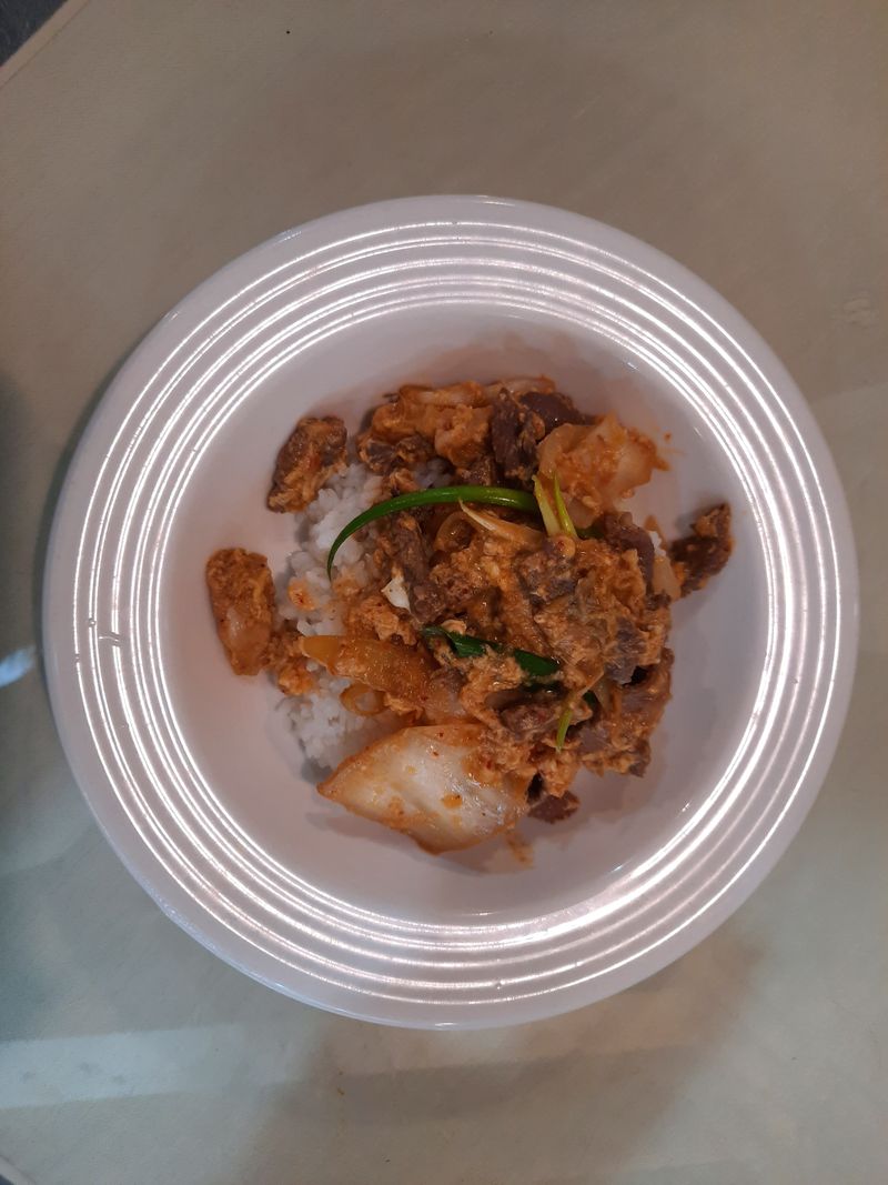 泡菜牛肉蓋飯