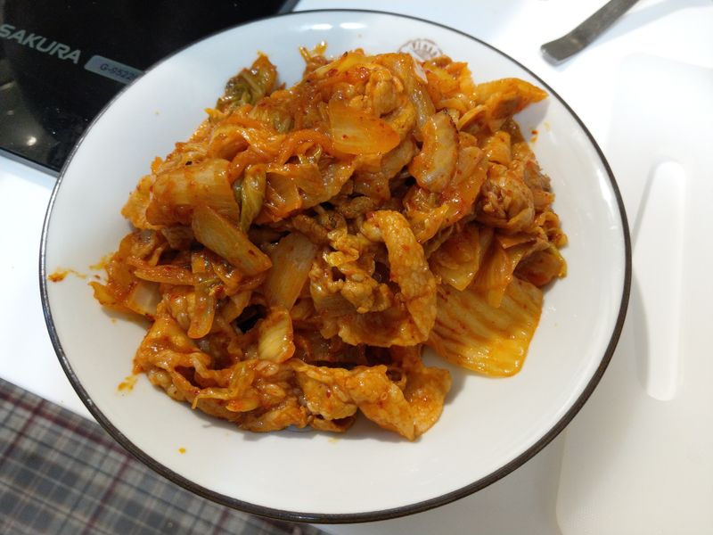 炒泡菜豬肉片