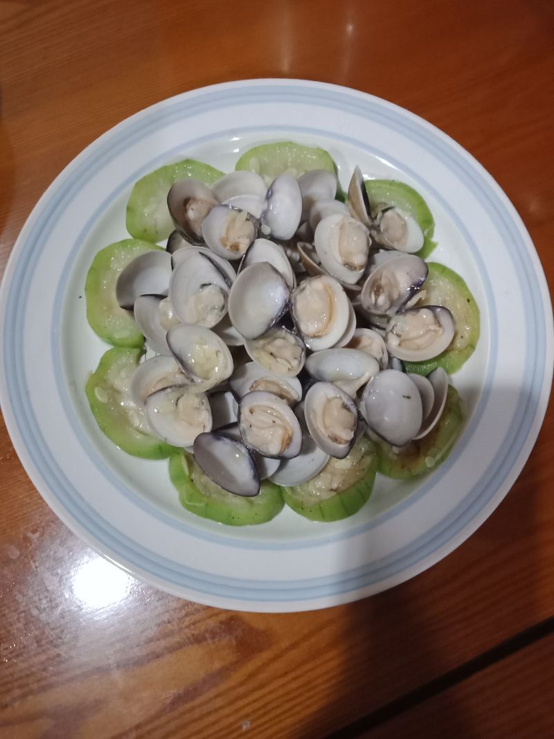 蛤蜊炒絲瓜