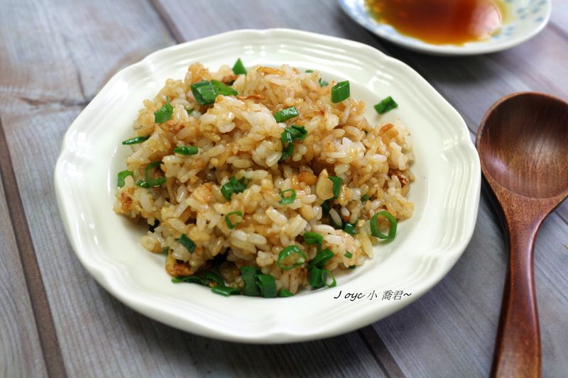 醬油蒜香炒飯