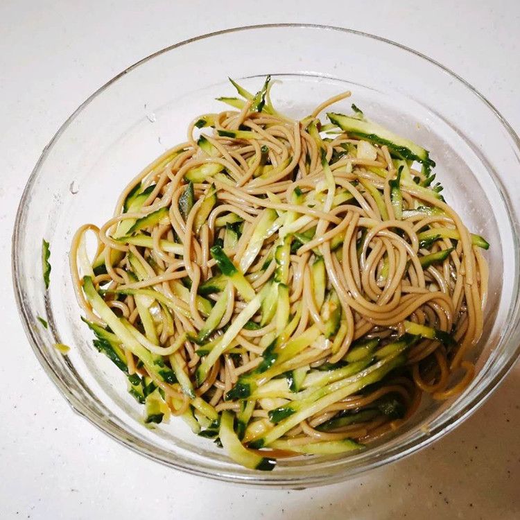一把荞麦面就能做成神仙料理?