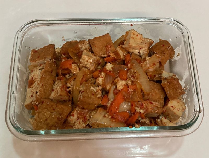 泡菜炒油豆腐