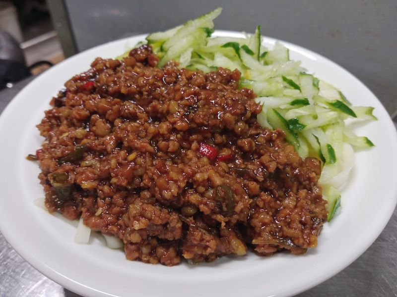眷村炸醬麵