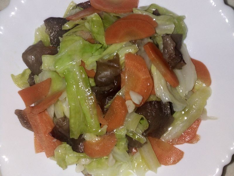蒜炒高麗菜