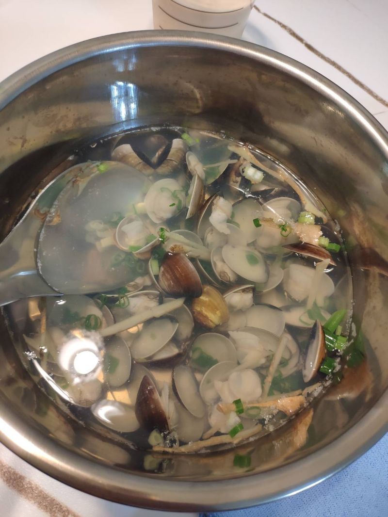 新鮮蛤蠣湯