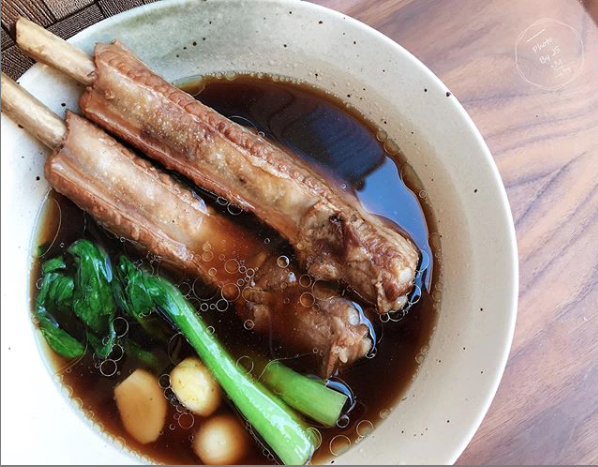 肉骨茶