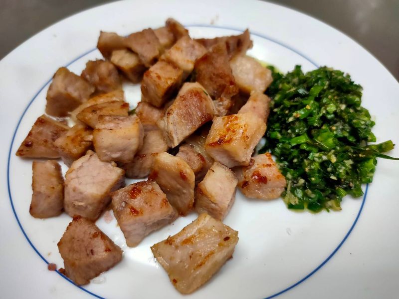 蔥油佐松板
