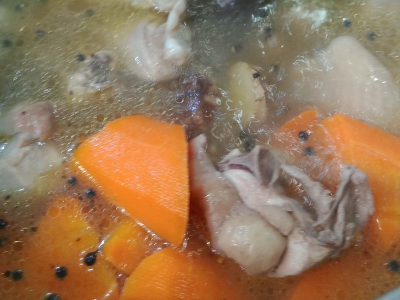 馬告雞湯