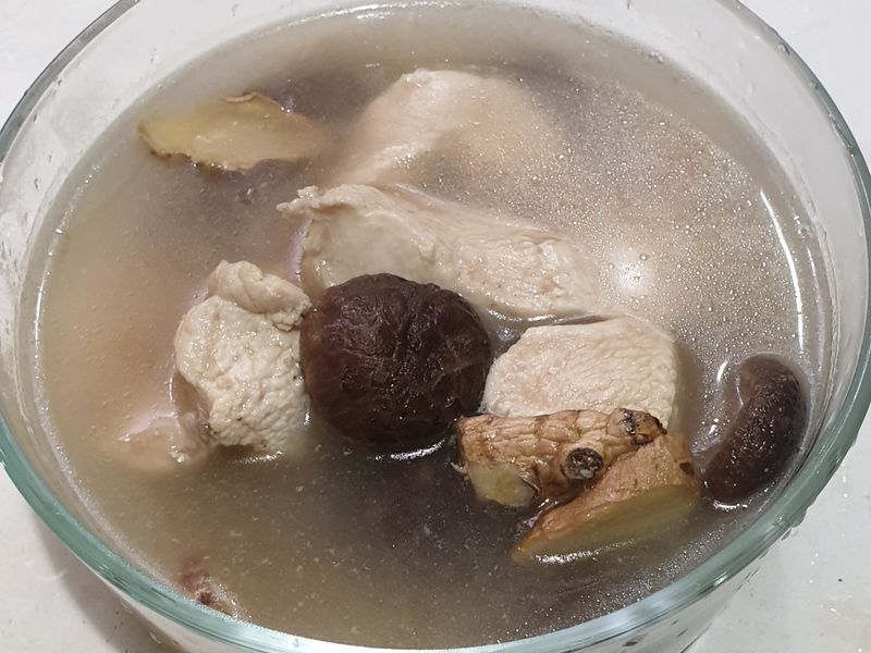 懶人香菇雞湯