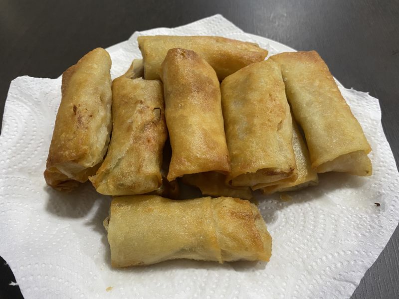 香又酥脆的炸春捲