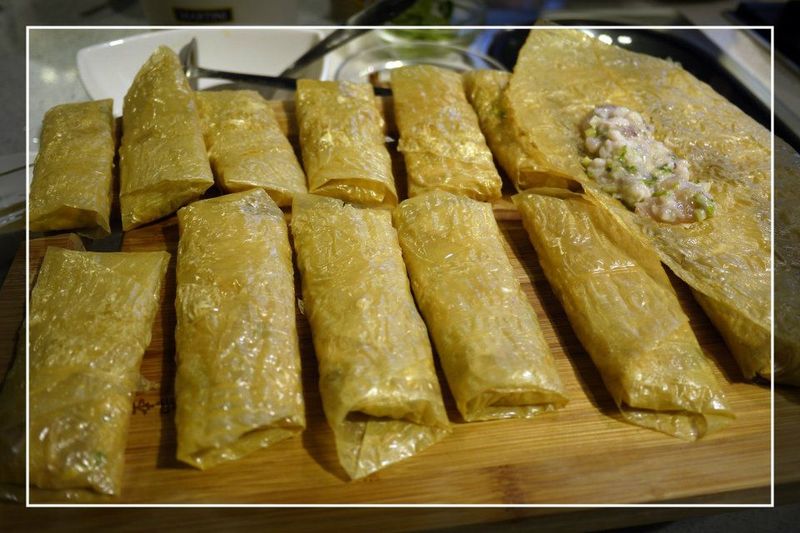腐皮鮮蝦捲