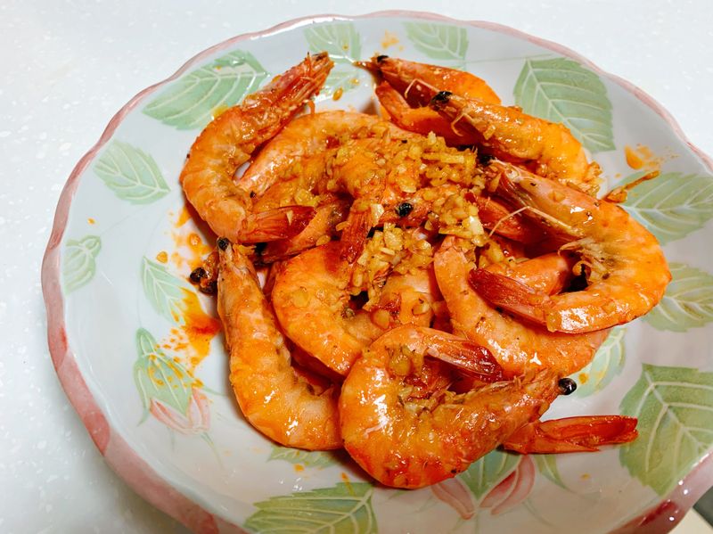 蒜香奶油炒蝦(無加酒適合小孩)