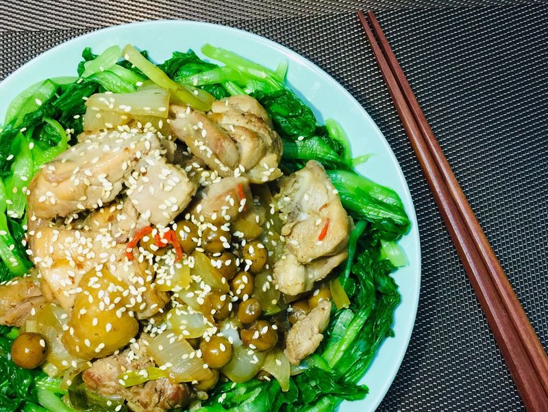破布子蔥燒雞腿肉