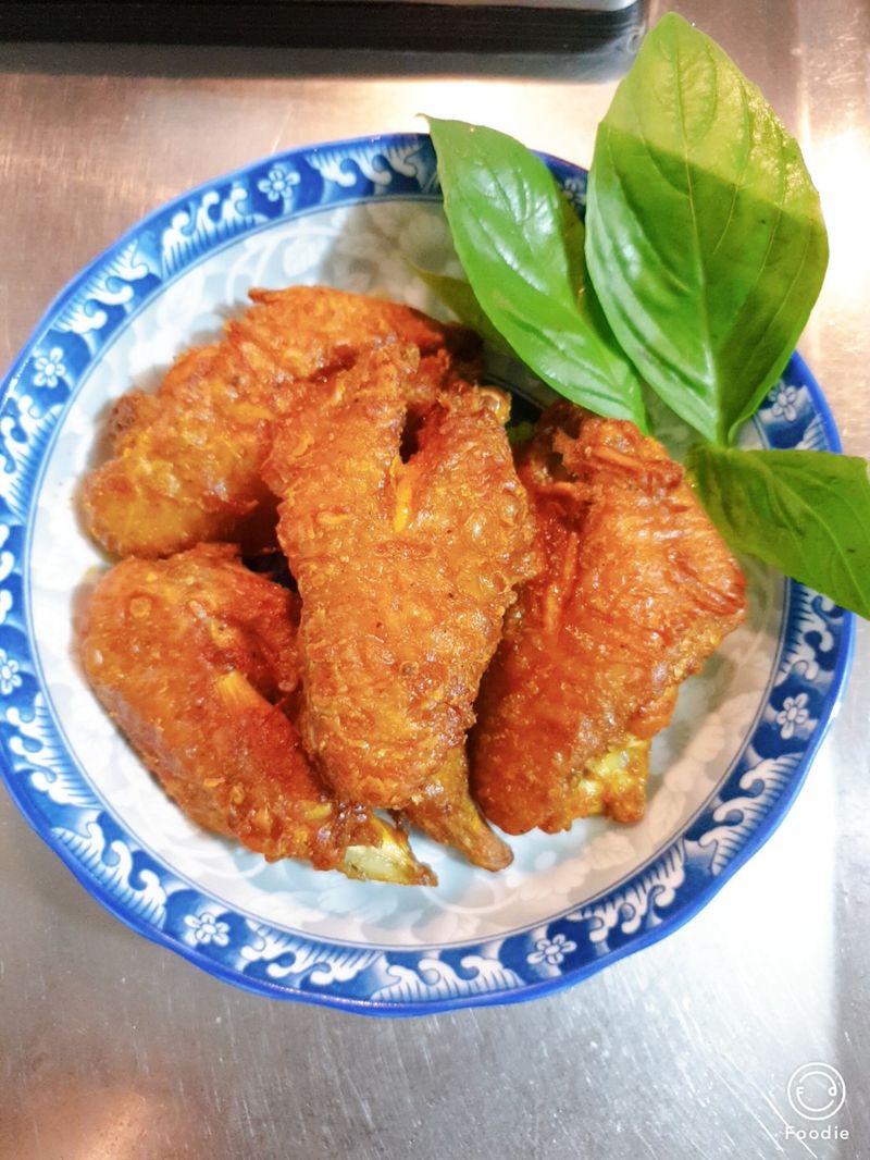酥炸咖哩雞翅