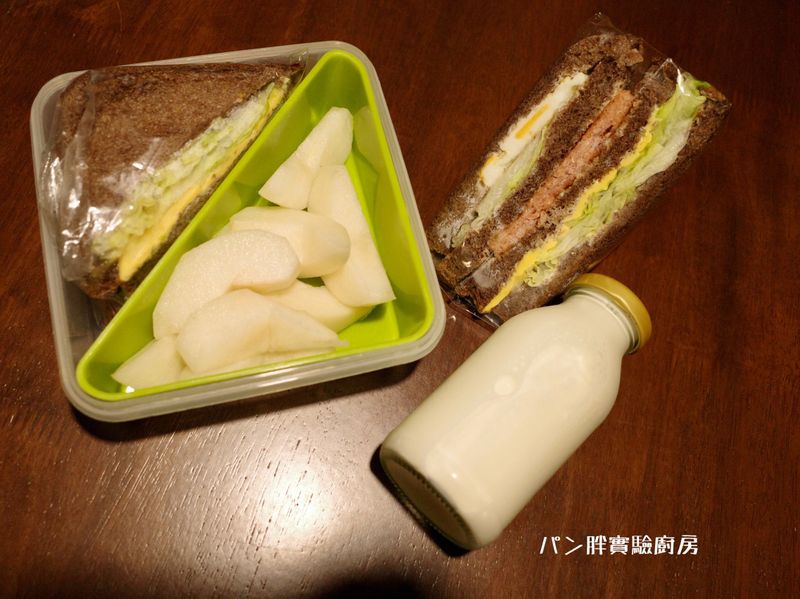 新餐肉營養三明治~素食環保料理