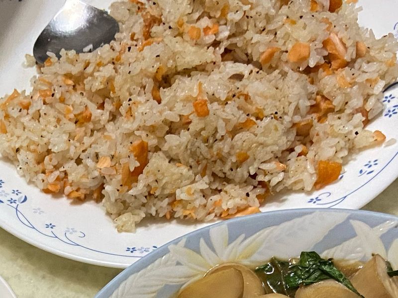 鮭魚炒飯