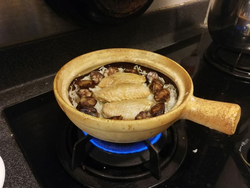 潤腸滑雞煲仔飯
