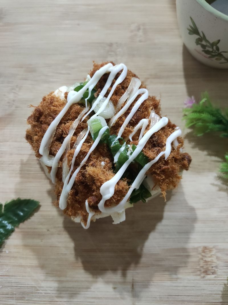 偽青蔥肉鬆麵包（青蔥肉鬆饅頭）