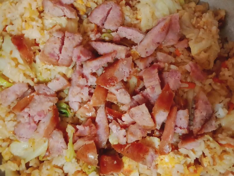 台式臘腸炒飯