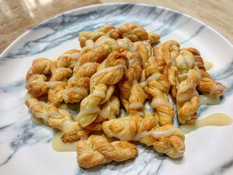 煉乳麻花捲