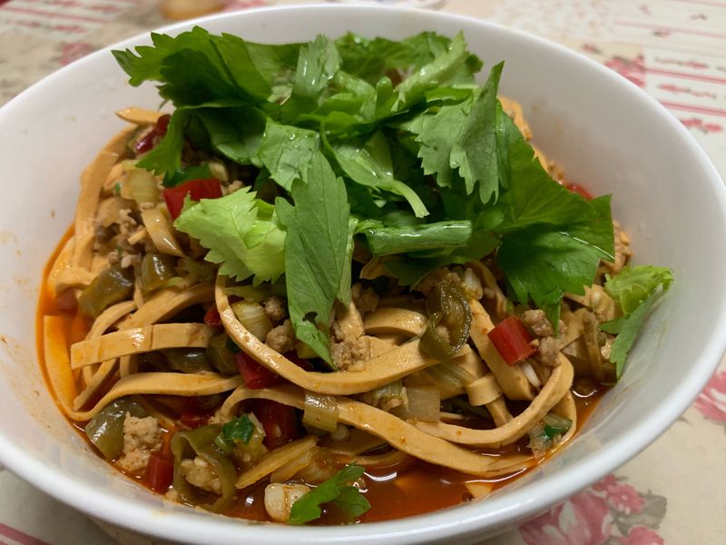 泡椒炒豆干絲