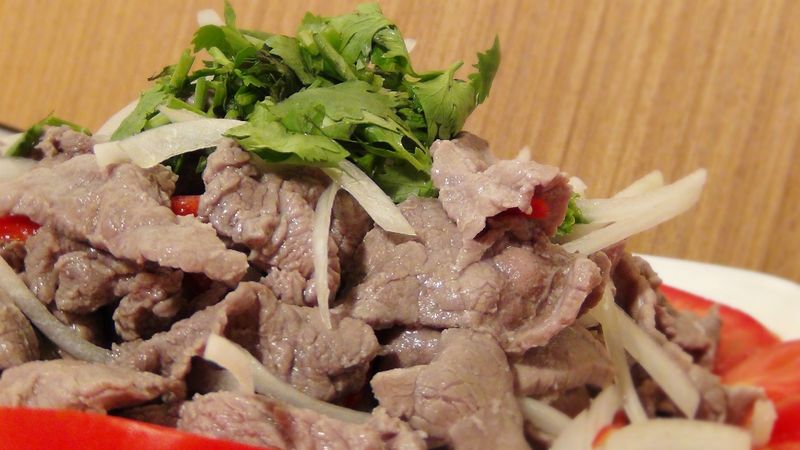 【哇菜影音食譜】泰式酸辣牛肉片