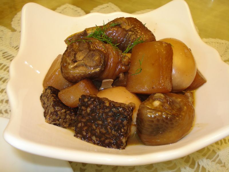 大根滷雞腿