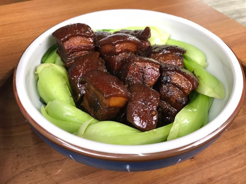 黑蒜豚肉燒