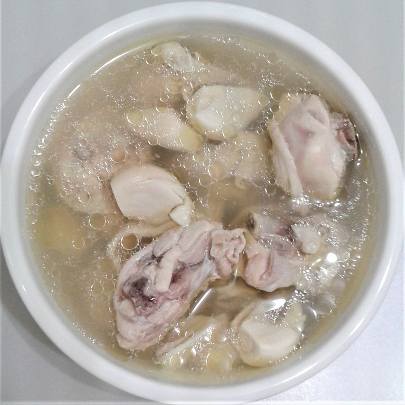 蒜頭雞湯