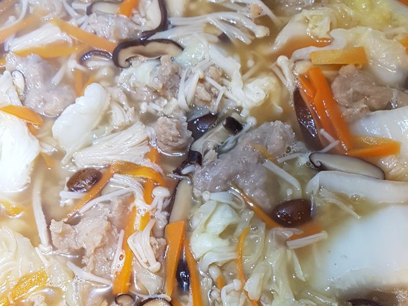 蒜味香菇肉羹