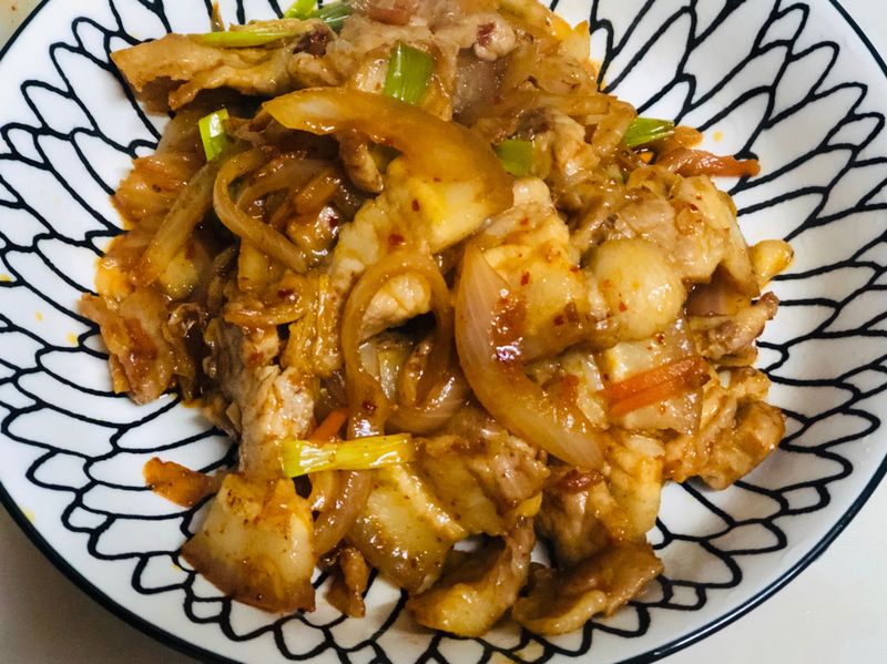 泡菜炒三層肉