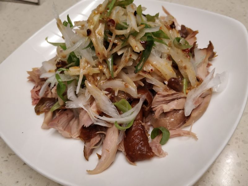 涼拌雞腿肉