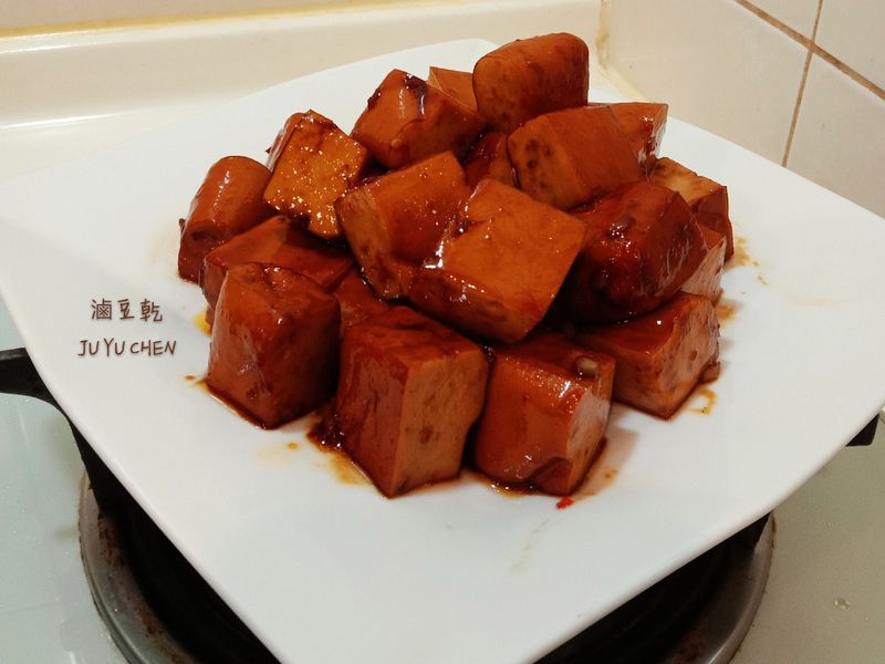 滷豆乾