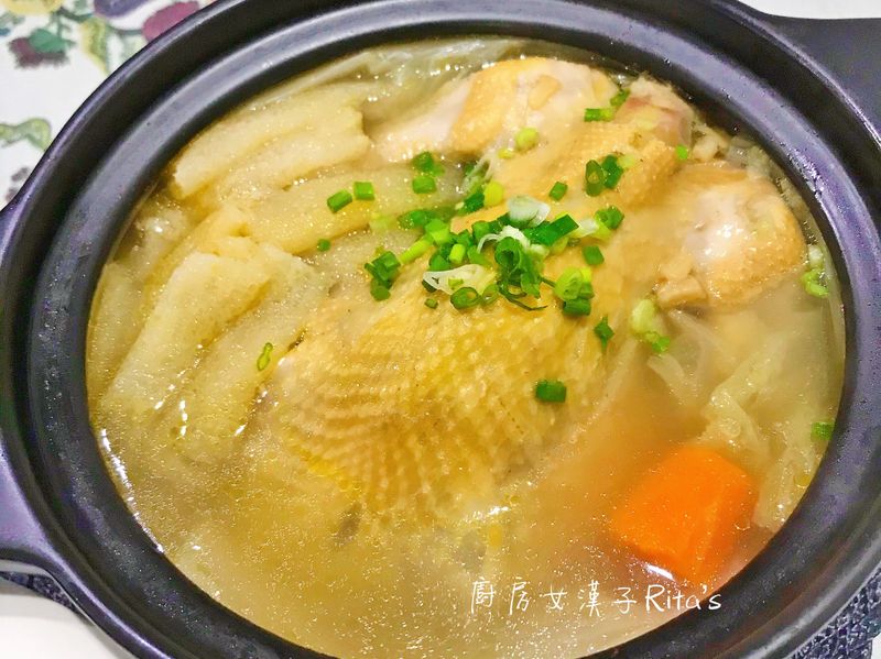 竹笙全雞湯