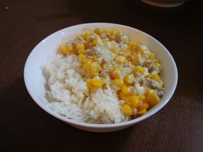 粟米肉碎飯