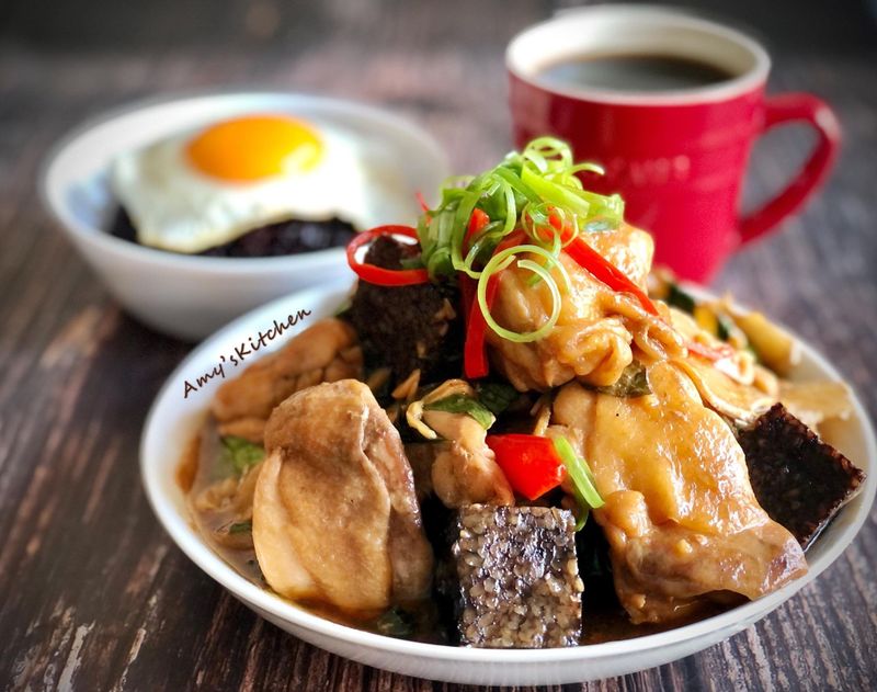 三杯米血雞腿排