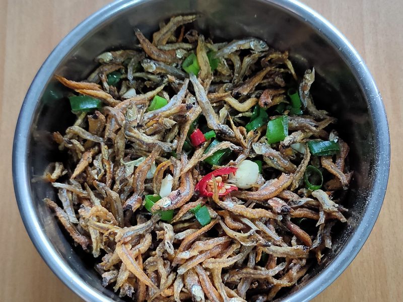 香酥小魚干